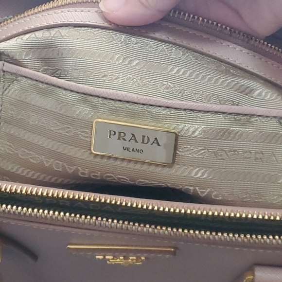 Auth PRADA Saffiano Lux Double Zip Tote | Galleria Bag | Cammeo Pink - Picture 14 of 16